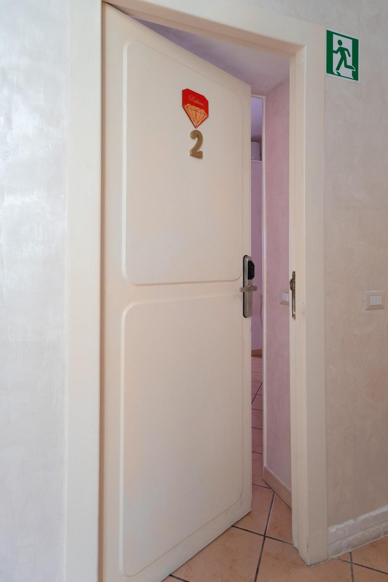 Domus Premuda Bed & Breakfast Rome Bagian luar foto