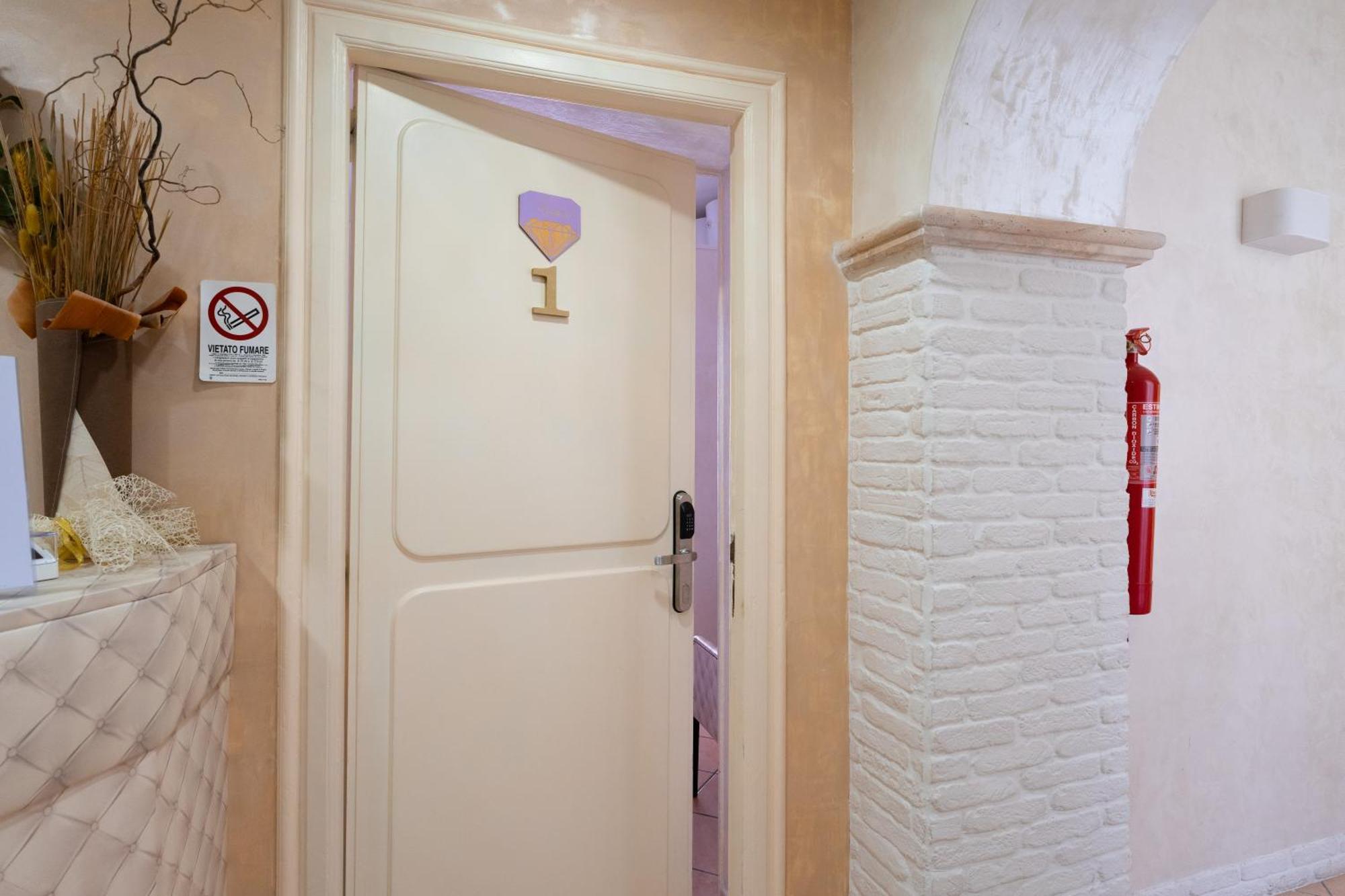 Domus Premuda Bed & Breakfast Rome Bagian luar foto